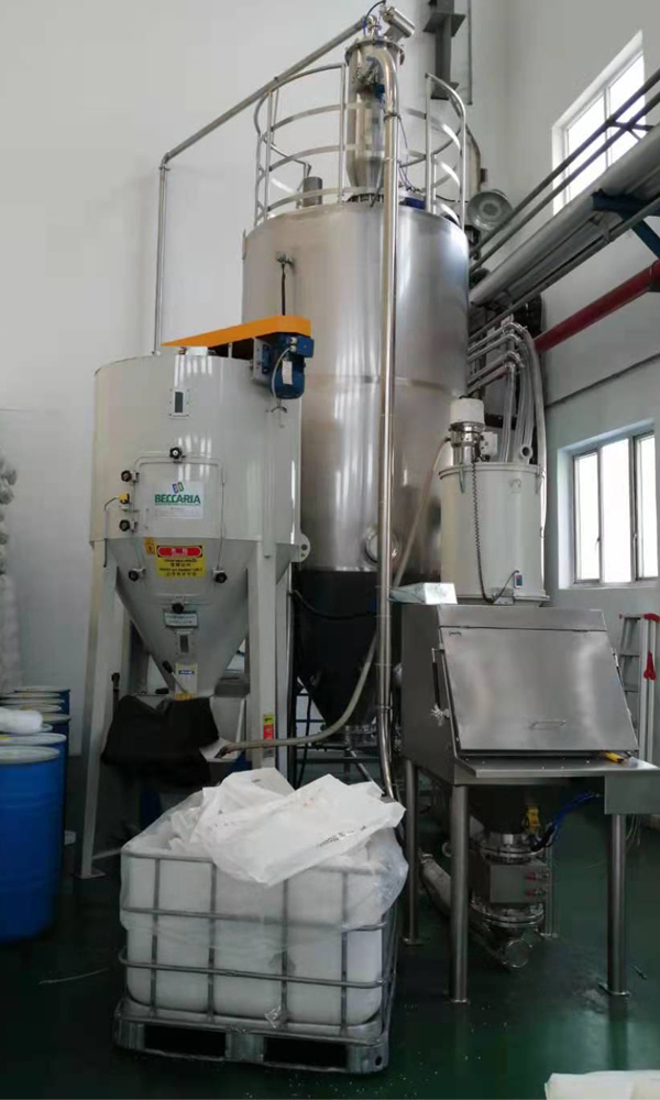 PVC塑料顆料投料輸送案例 PVC塑料顆料投料輸送案例